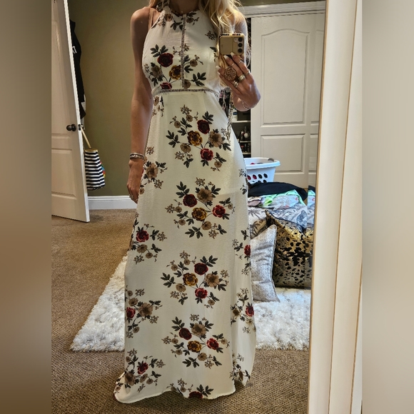 VICI Floral Summer Dress - Picture 3 of 10